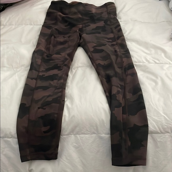 Camouflage lululemon leggings. - Picture 1 of 2